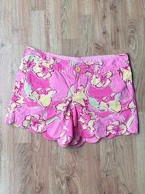 Lilly Pulitzer Hotty Pink Day Lilly Scallop Shorts Size 6